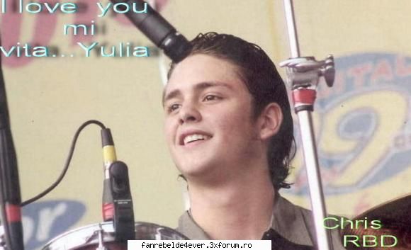 ahhhh :nebun:  cat e  de  :nod:  :rolleyes:  :rotfl:  :rotfl:  :rotfl: episoade rebelde