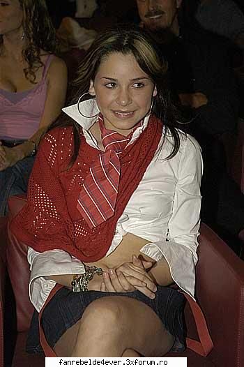 tot ea alte personaje
