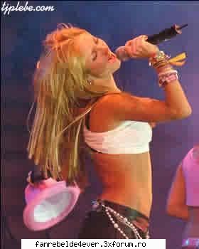 Poze Anahi - ia cazut palaria din cap - Poze Rbd/Rebelde