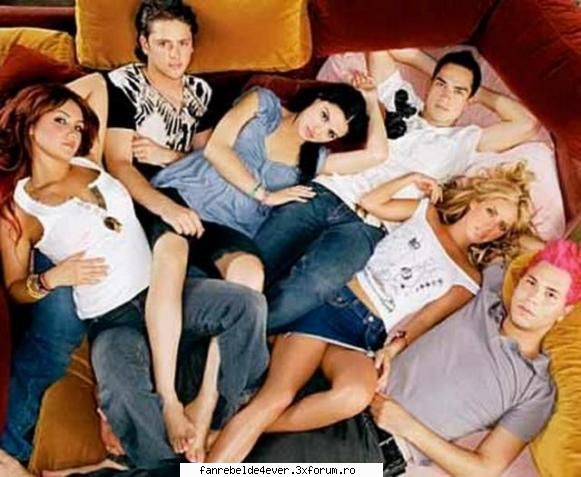 Poze Rbd - sal! uite o poza - Poze Rbd/Rebelde