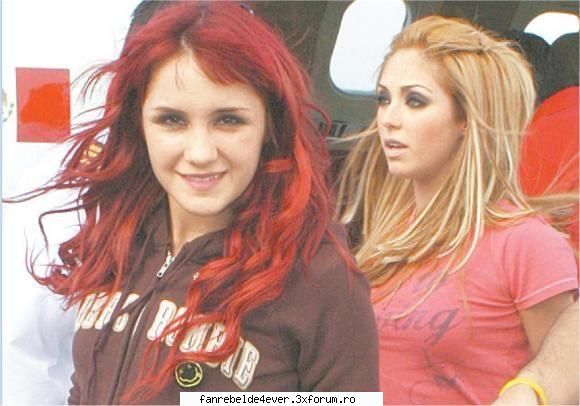 cele mai sexy poze a lui anahi