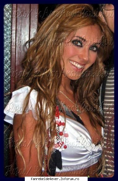 cele mai sexy poze a lui Anahi - Petronelly - Poze