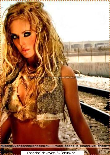 cele mai sexy poze a lui Anahi - Petronelly - Poze